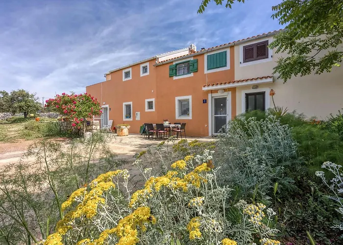 Stunning In With Wifi Apartment Veli Losinj
