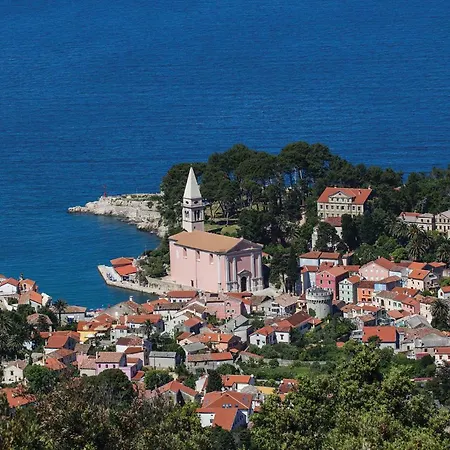 2 Bedroom In Veli Lošinj